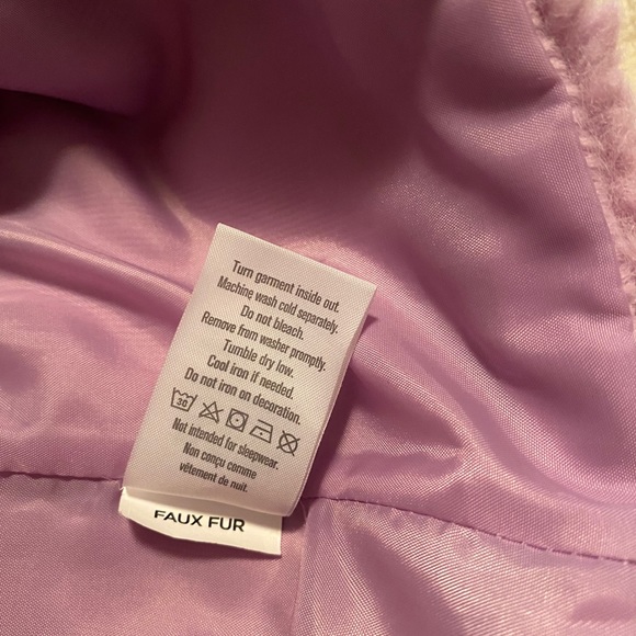 Gymboree Faux Fur Vest - Picture 5 of 6